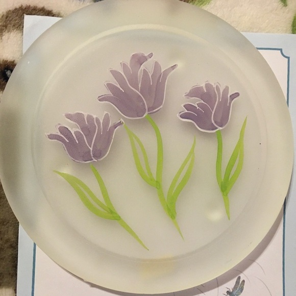 Glass Candleholders with floral design - Picture 2 of 3